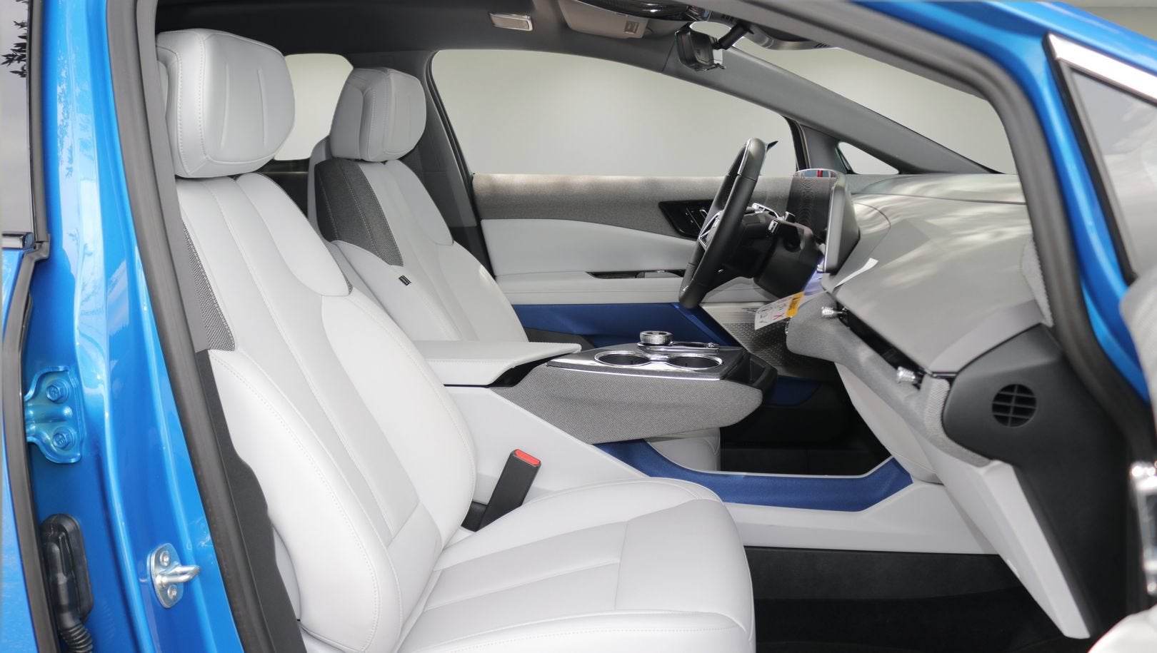 2027 Cadillac OPTIQ Luxury