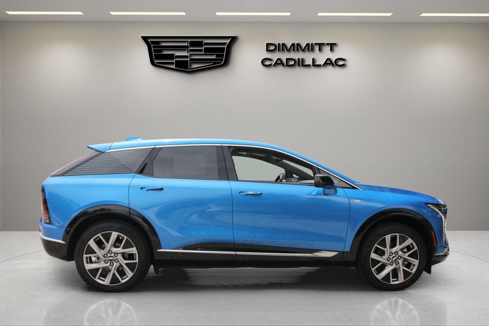 2027 Cadillac OPTIQ Luxury