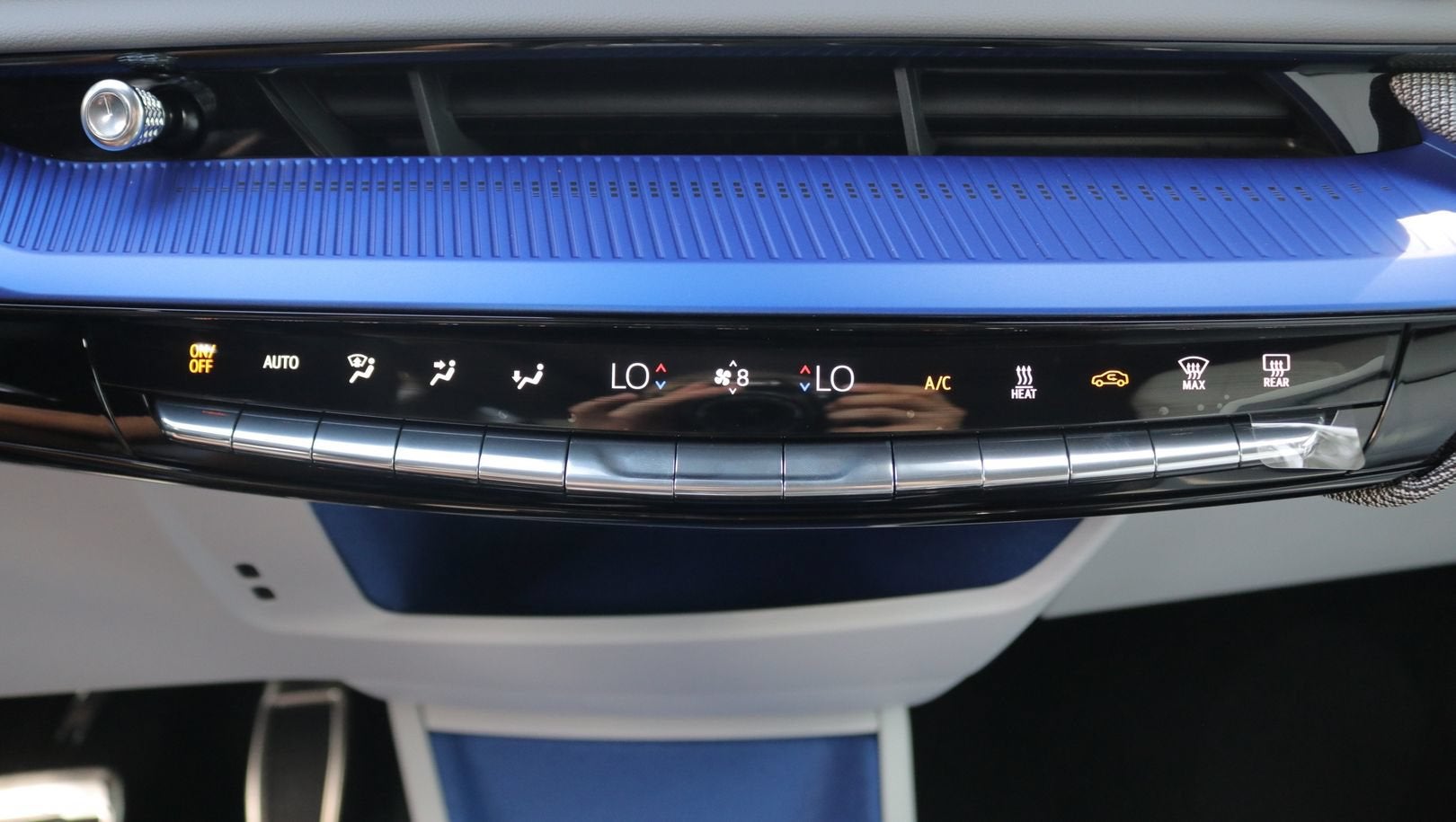 2027 Cadillac OPTIQ Luxury