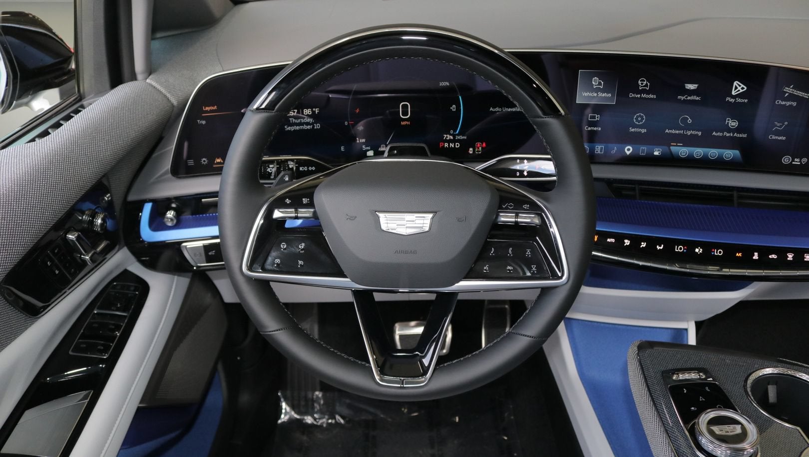 2027 Cadillac OPTIQ Luxury