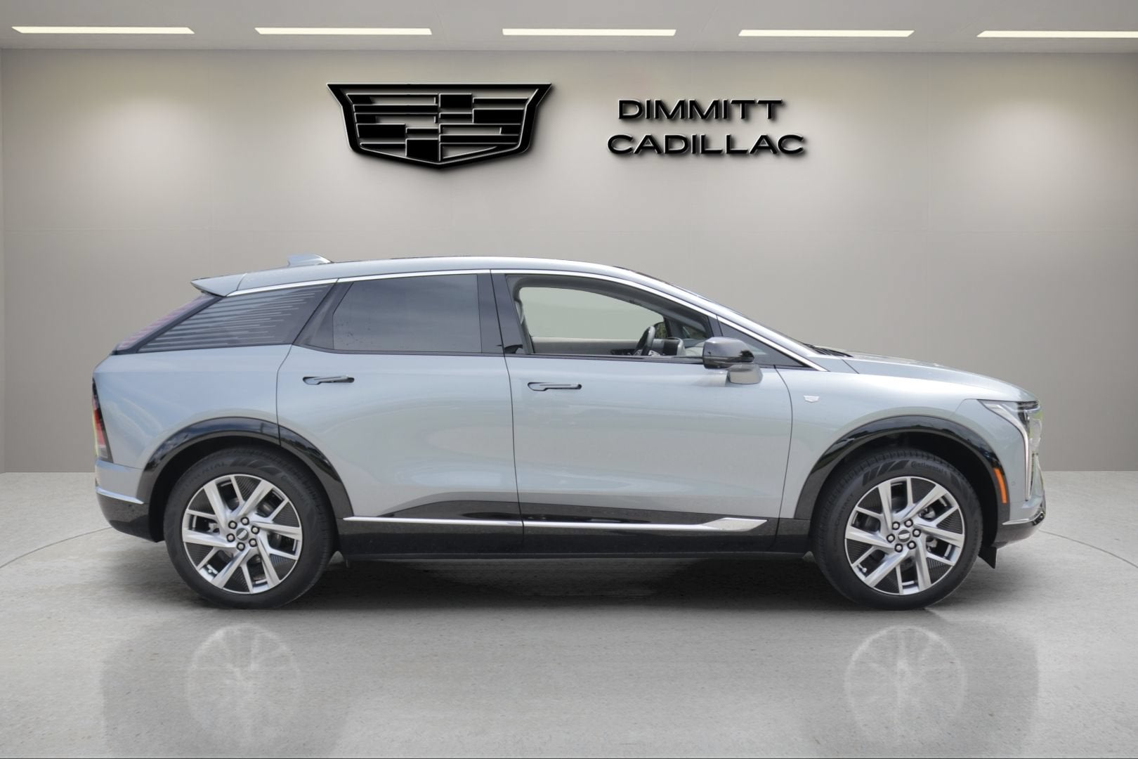2027 Cadillac OPTIQ Luxury