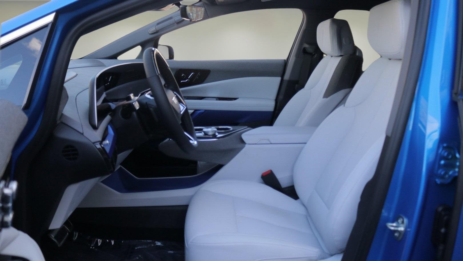 2026 Cadillac OPTIQ Luxury