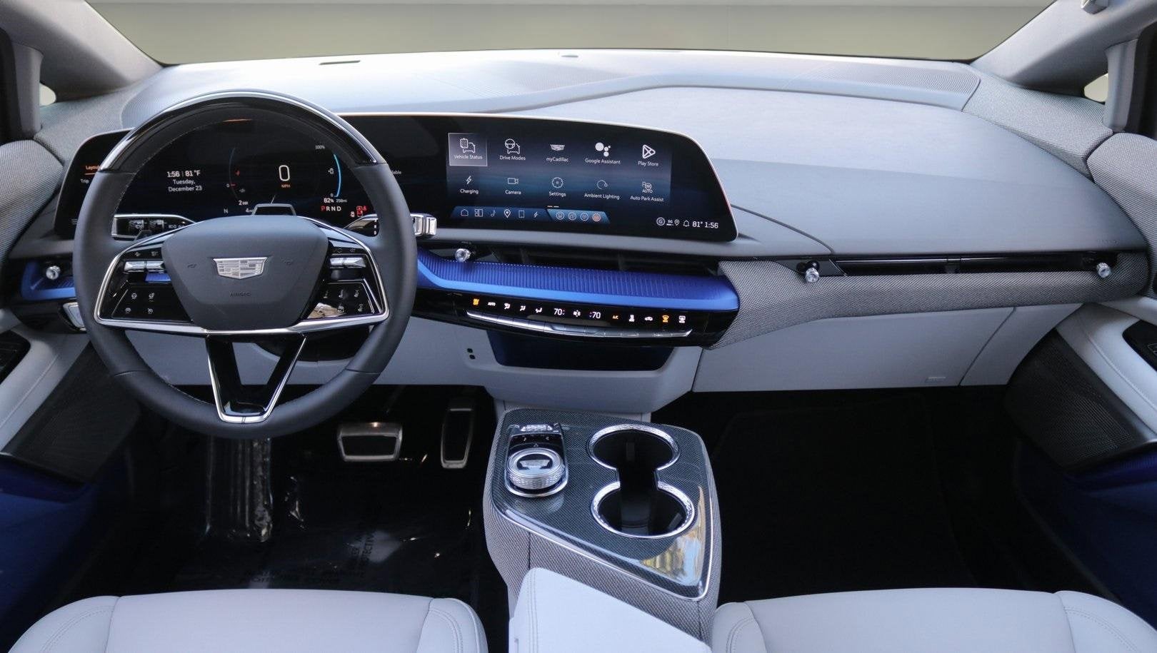 2026 Cadillac OPTIQ Luxury