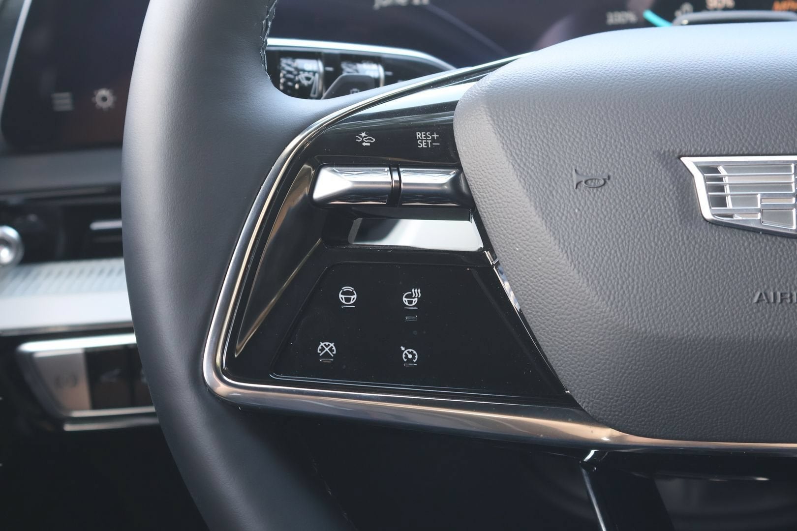 2026 Cadillac OPTIQ Luxury