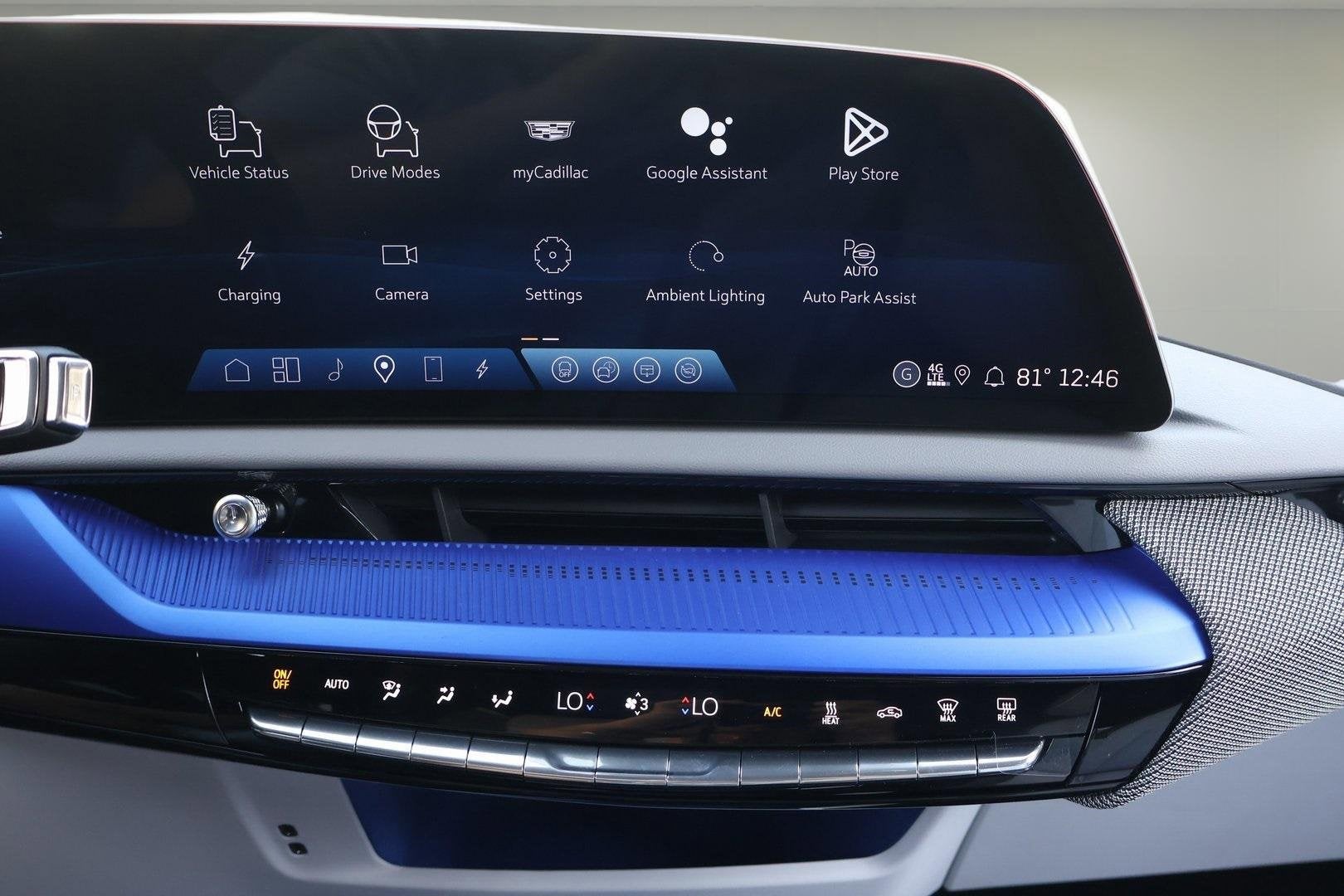 2026 Cadillac OPTIQ Luxury