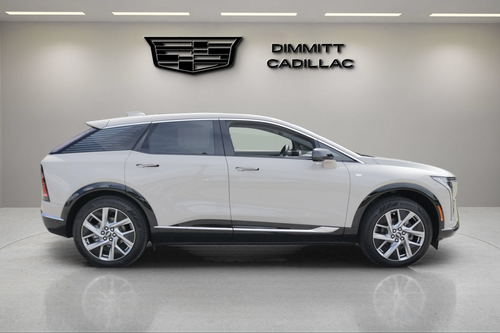 2027 Cadillac OPTIQ Luxury