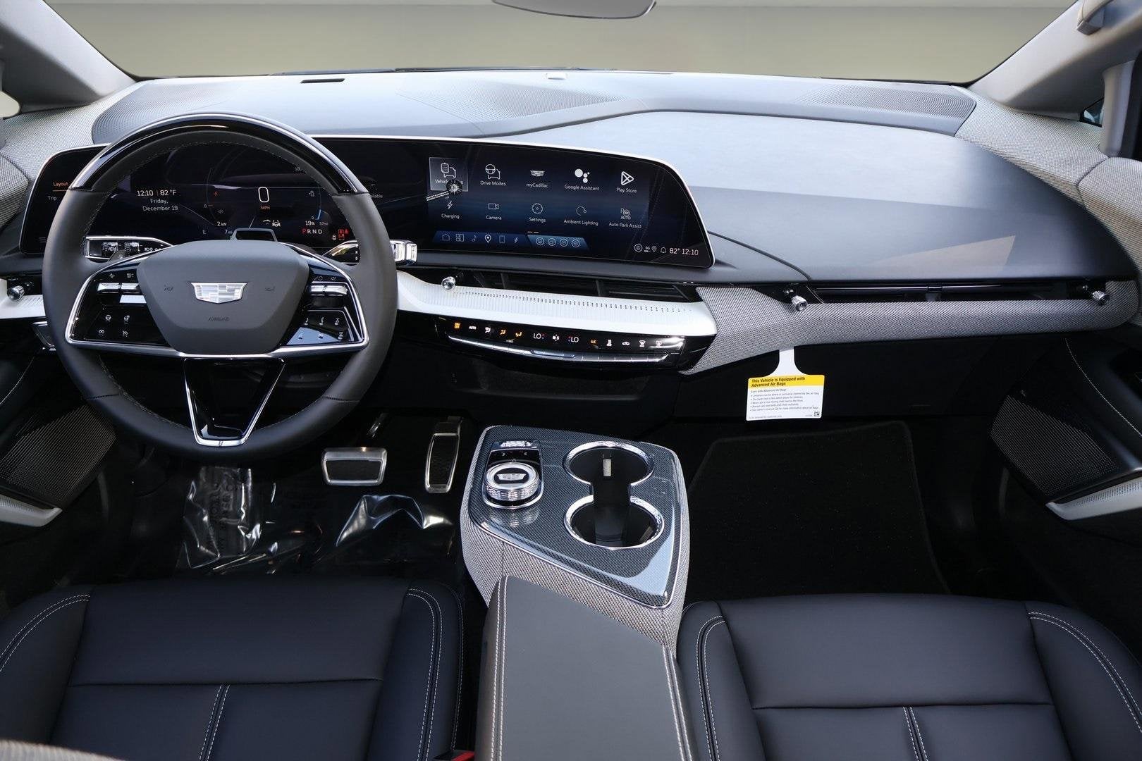 2026 Cadillac OPTIQ Luxury
