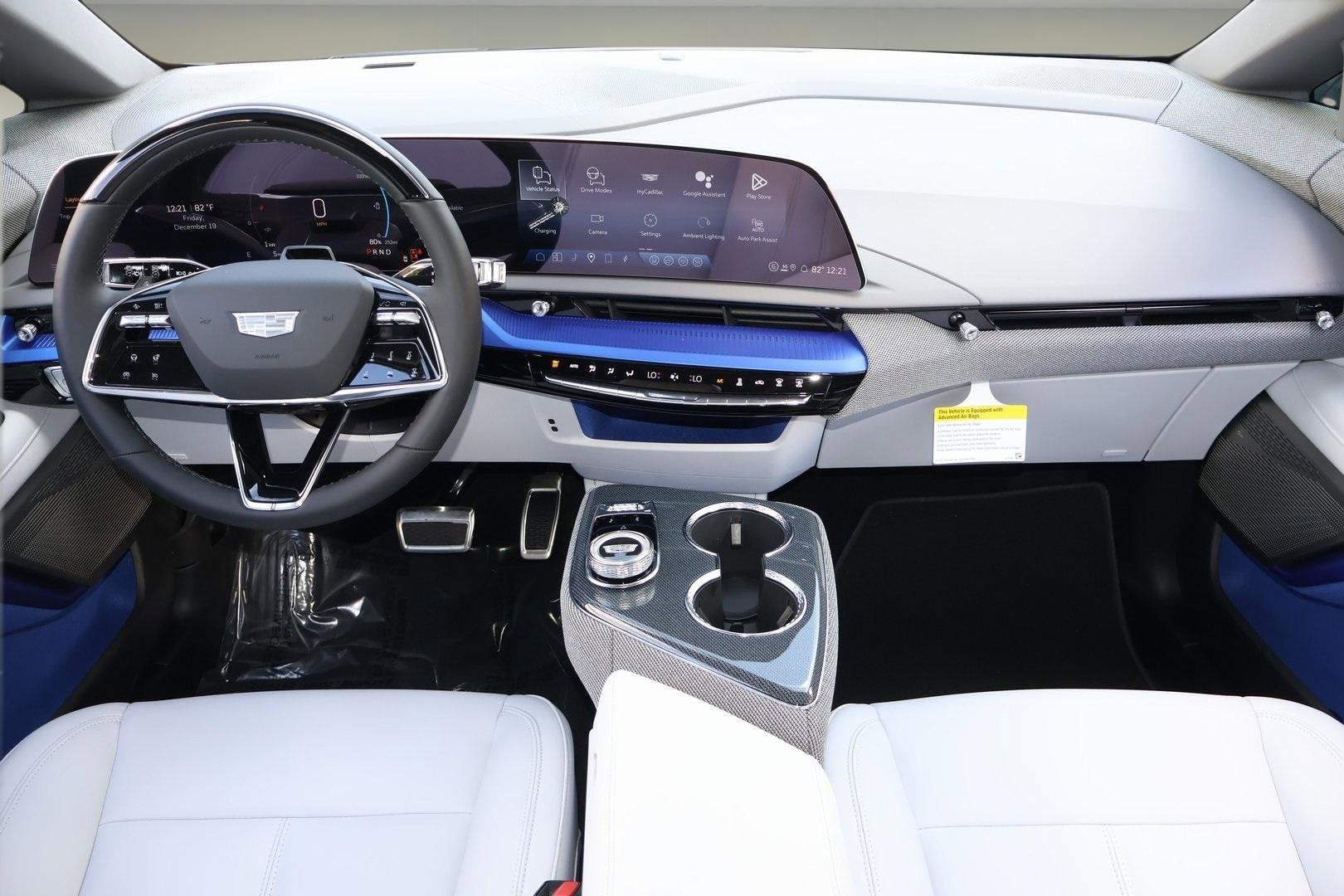 2026 Cadillac OPTIQ Luxury