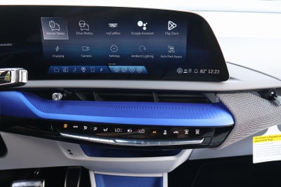 2026 Cadillac OPTIQ Luxury