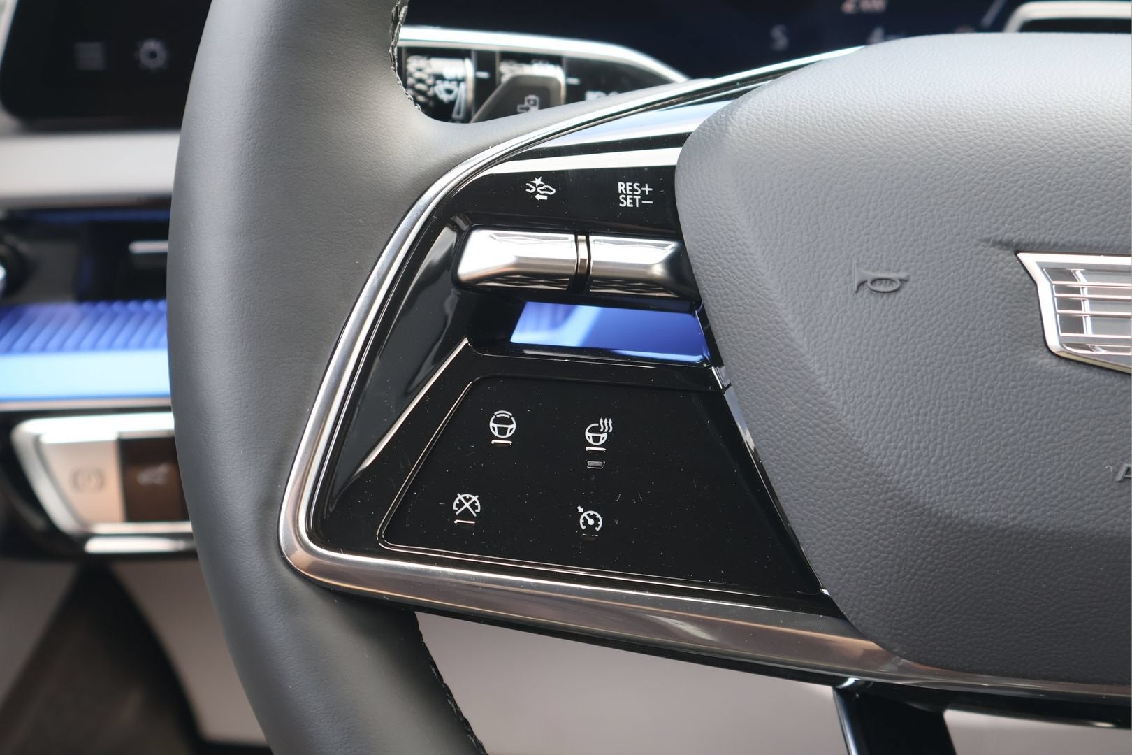 2027 Cadillac OPTIQ Luxury