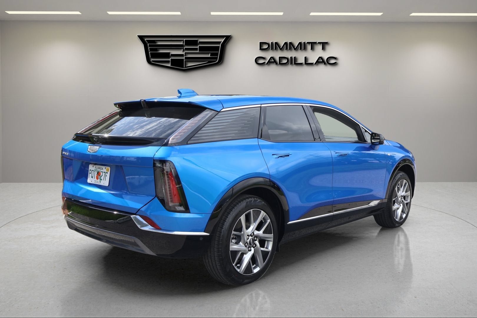 2027 Cadillac OPTIQ Luxury