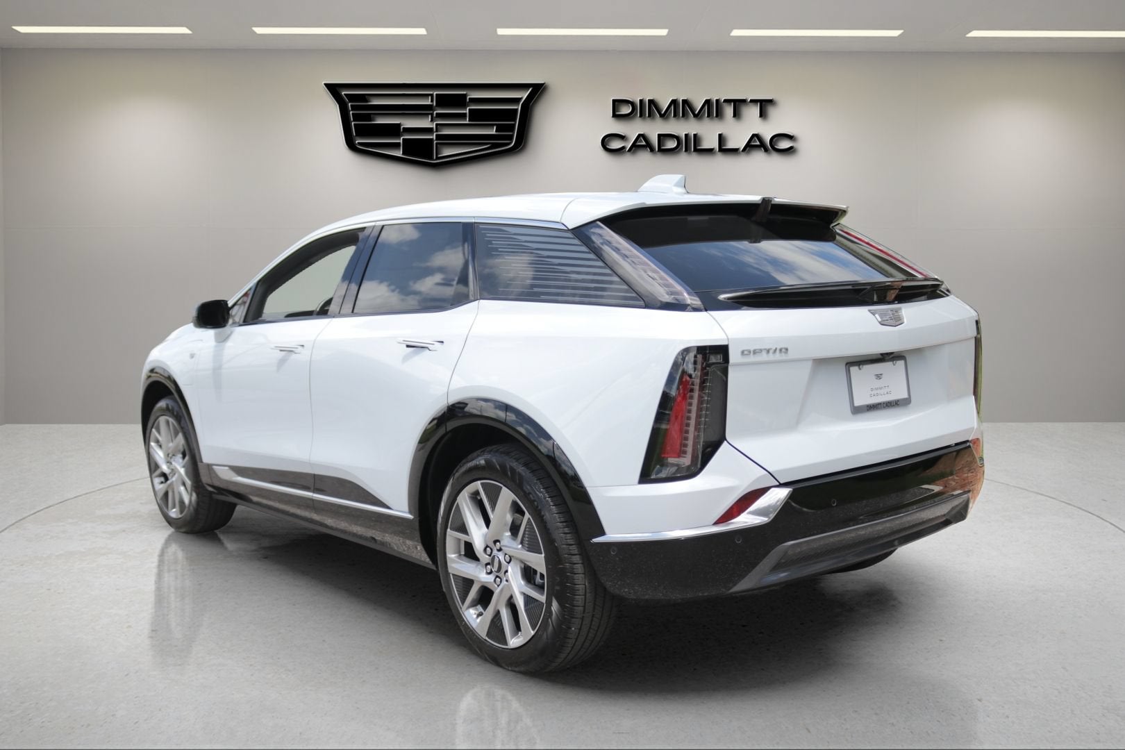 2027 Cadillac OPTIQ Luxury