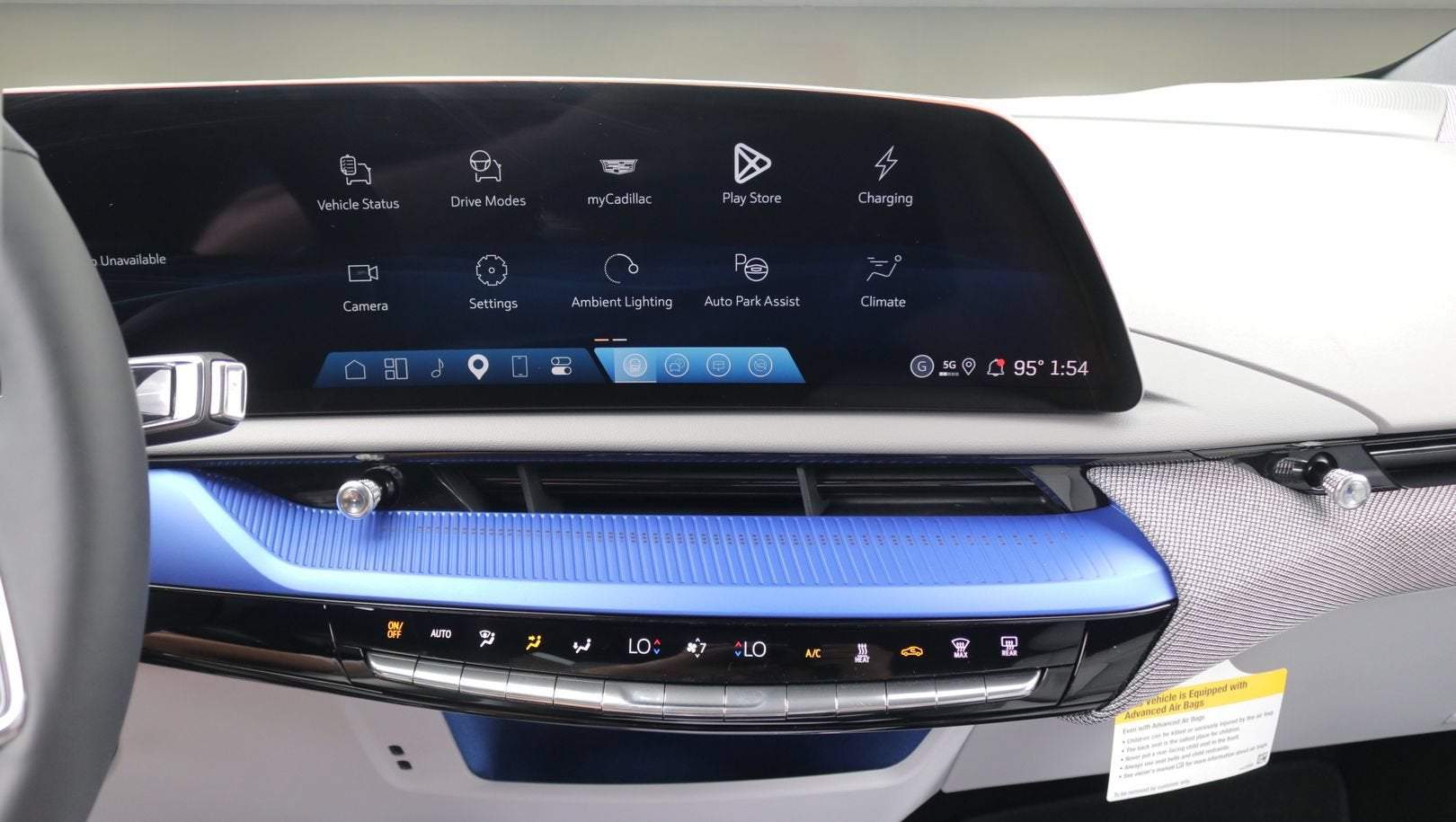 2027 Cadillac OPTIQ Luxury