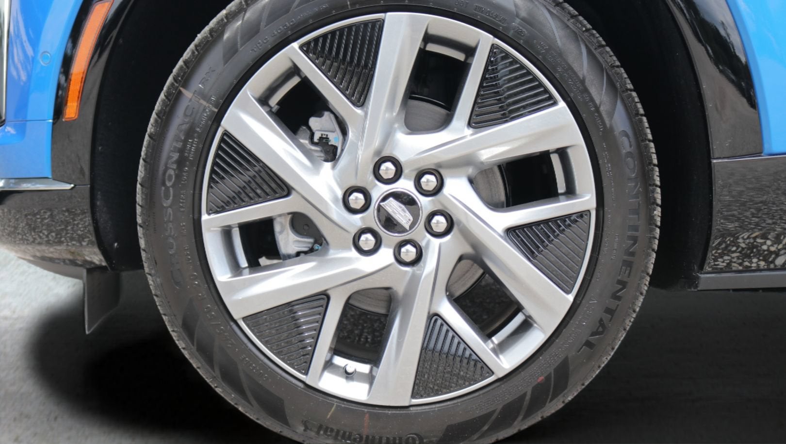 2027 Cadillac OPTIQ Luxury