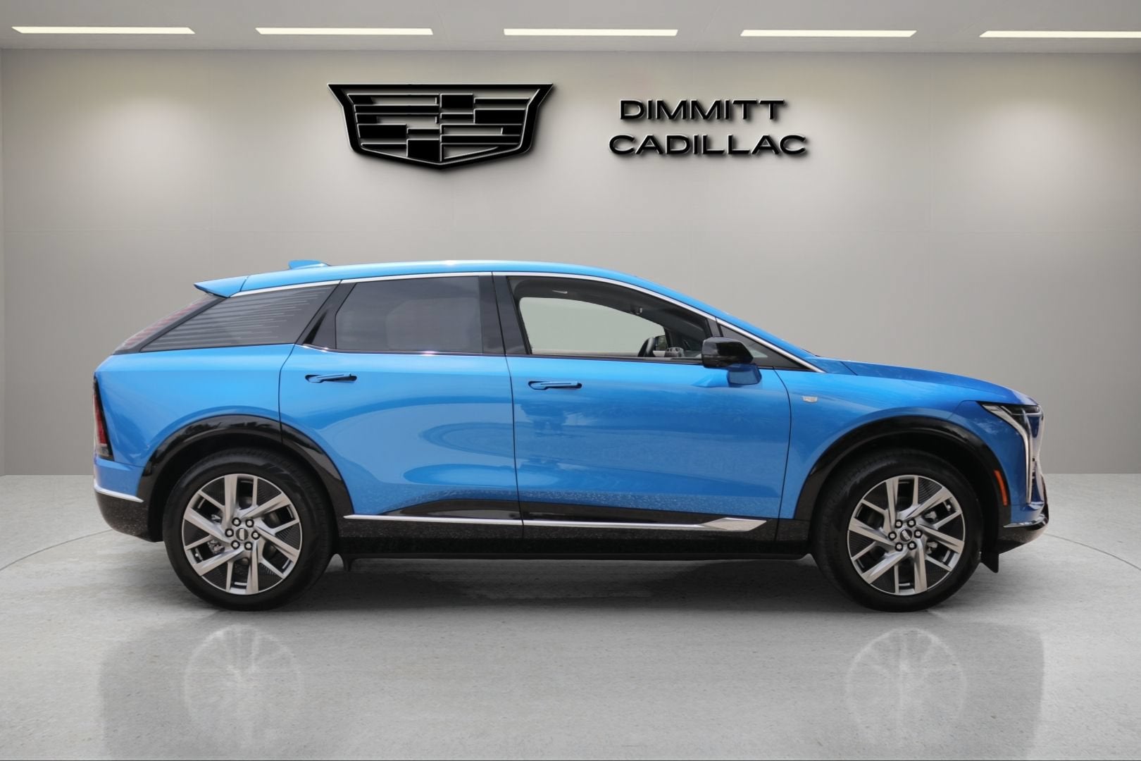 2027 Cadillac OPTIQ Luxury
