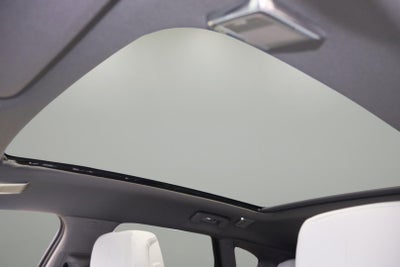 2025 Cadillac OPTIQ Luxury 1