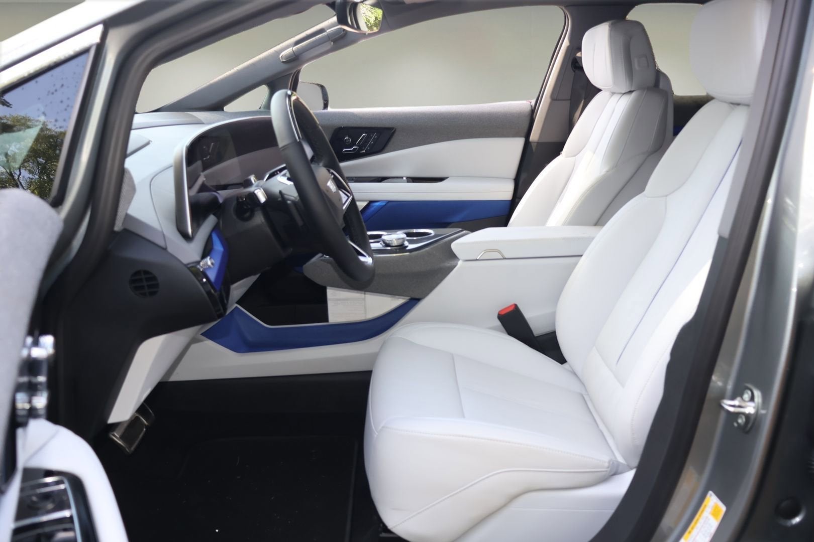 2026 Cadillac OPTIQ Premium Luxury