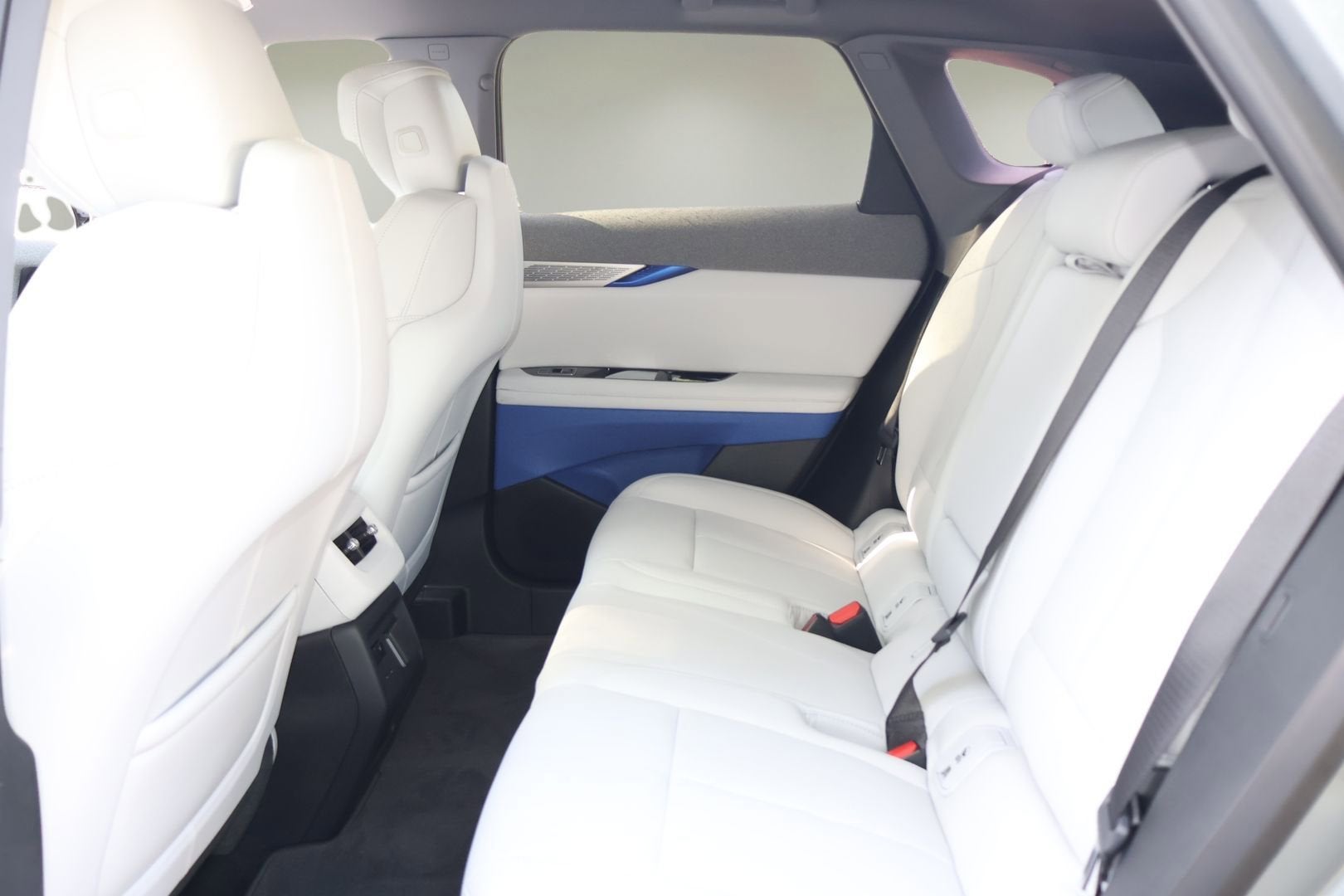 2026 Cadillac OPTIQ Premium Luxury