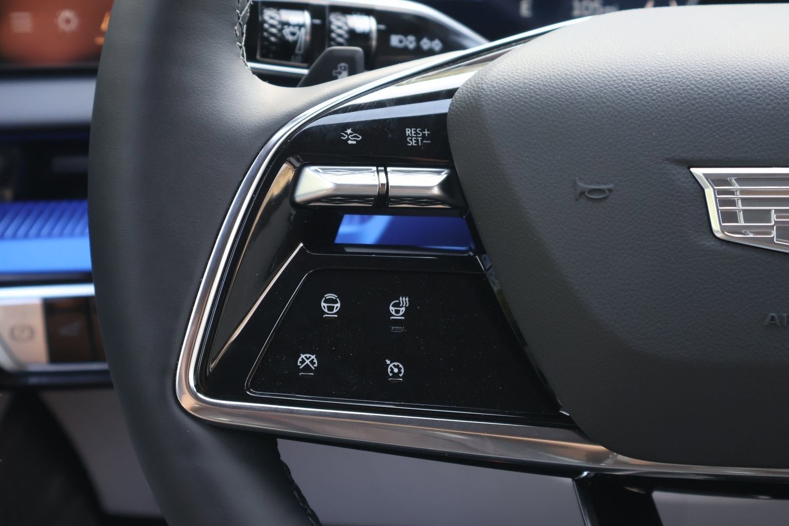 2026 Cadillac OPTIQ Premium Luxury