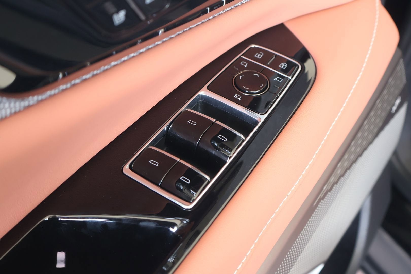 2026 Cadillac OPTIQ Premium Luxury