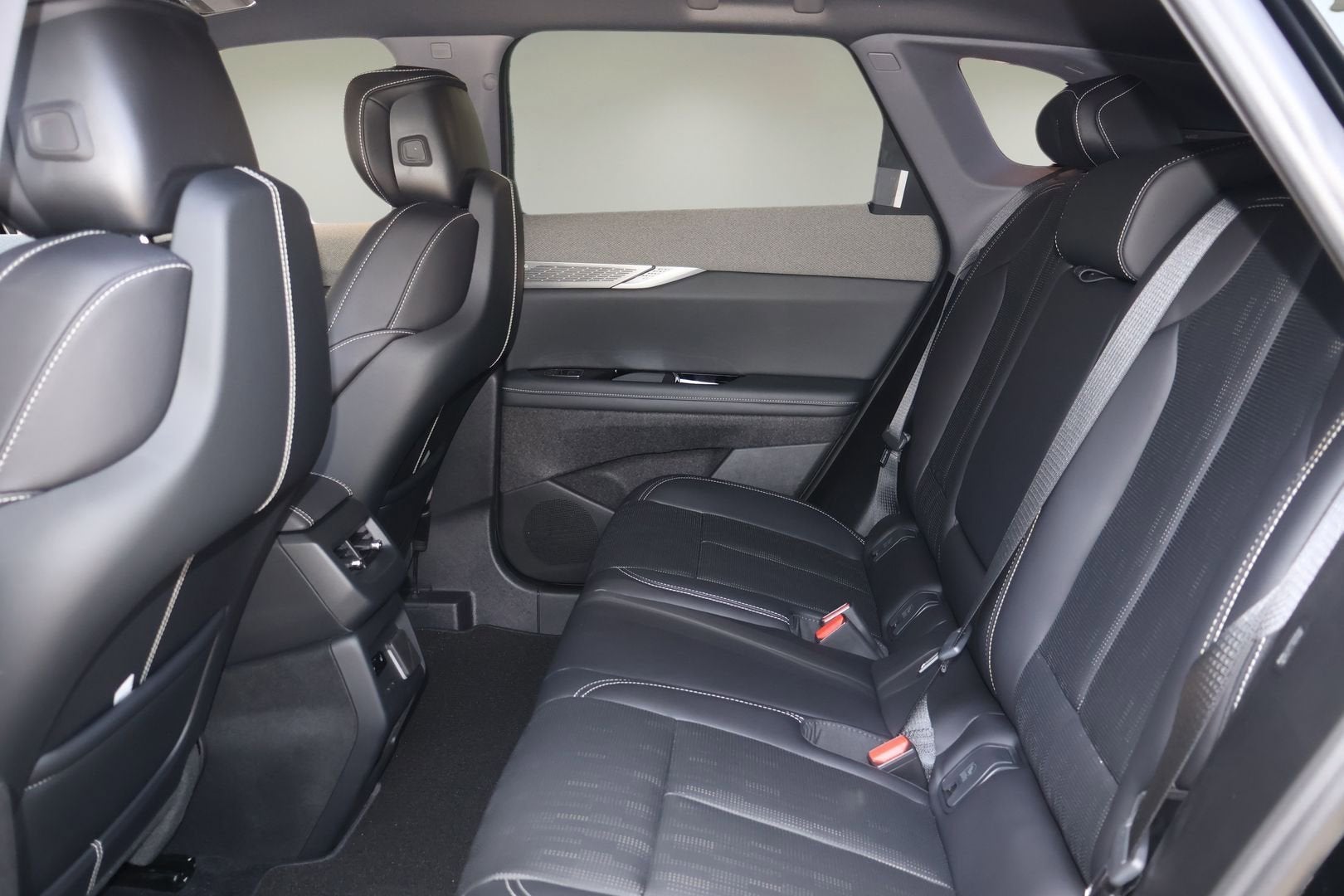 2026 Cadillac OPTIQ Premium Luxury