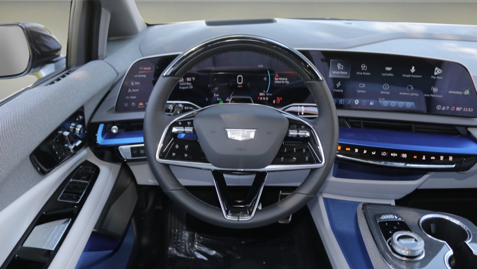 2027 Cadillac OPTIQ Premium Luxury