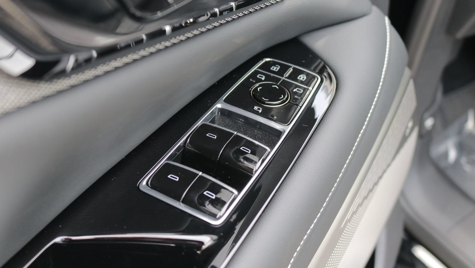 2027 Cadillac OPTIQ Sport