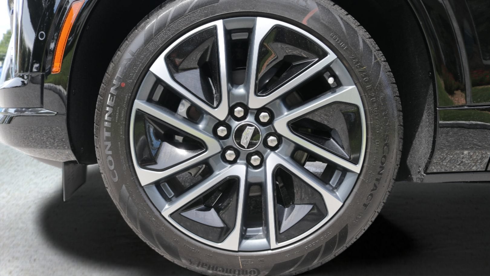 2027 Cadillac OPTIQ Sport