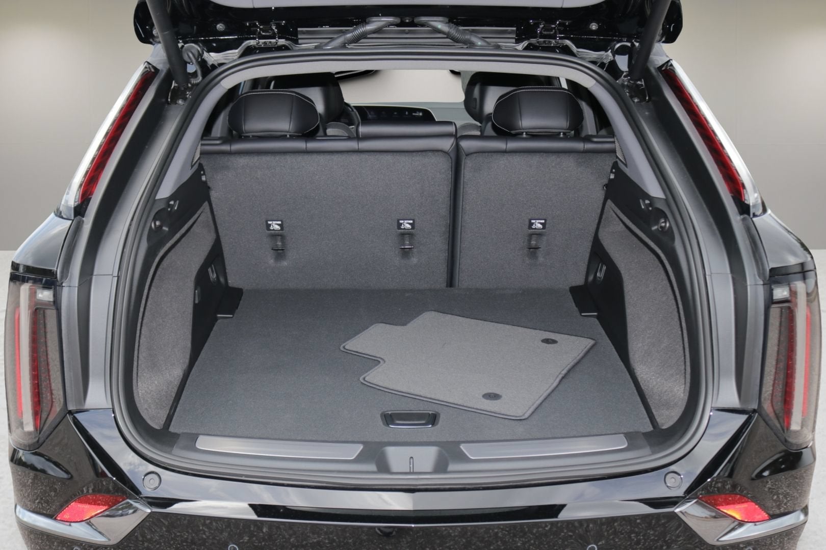 2027 Cadillac OPTIQ Sport