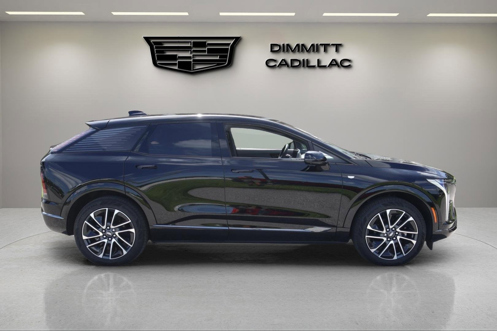 2025 Cadillac OPTIQ Sport 1