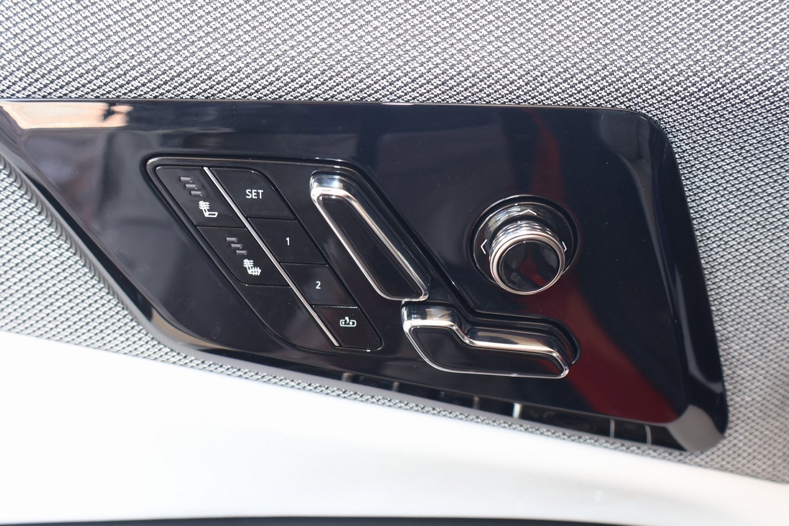 2025 Cadillac OPTIQ Sport 1