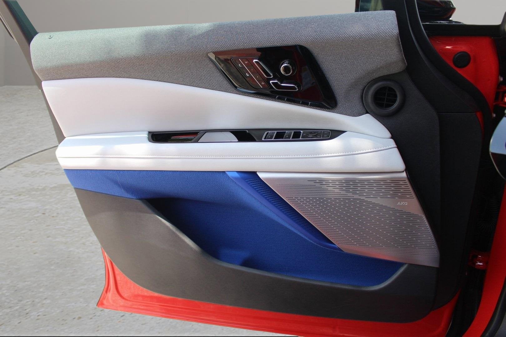 2025 Cadillac OPTIQ Sport 1