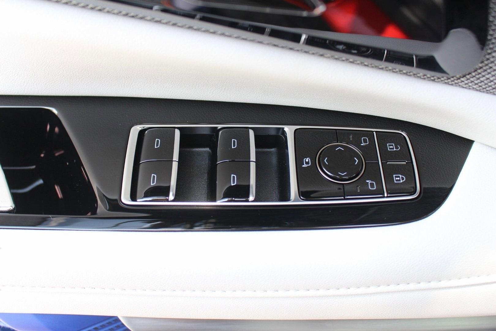 2025 Cadillac OPTIQ Sport 1