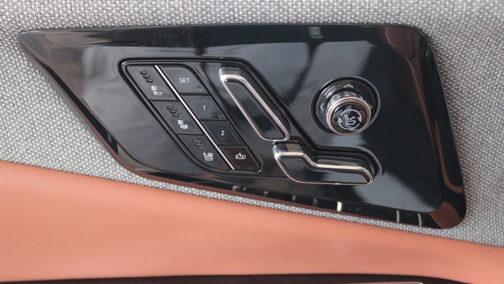 2027 Cadillac OPTIQ Premium Sport