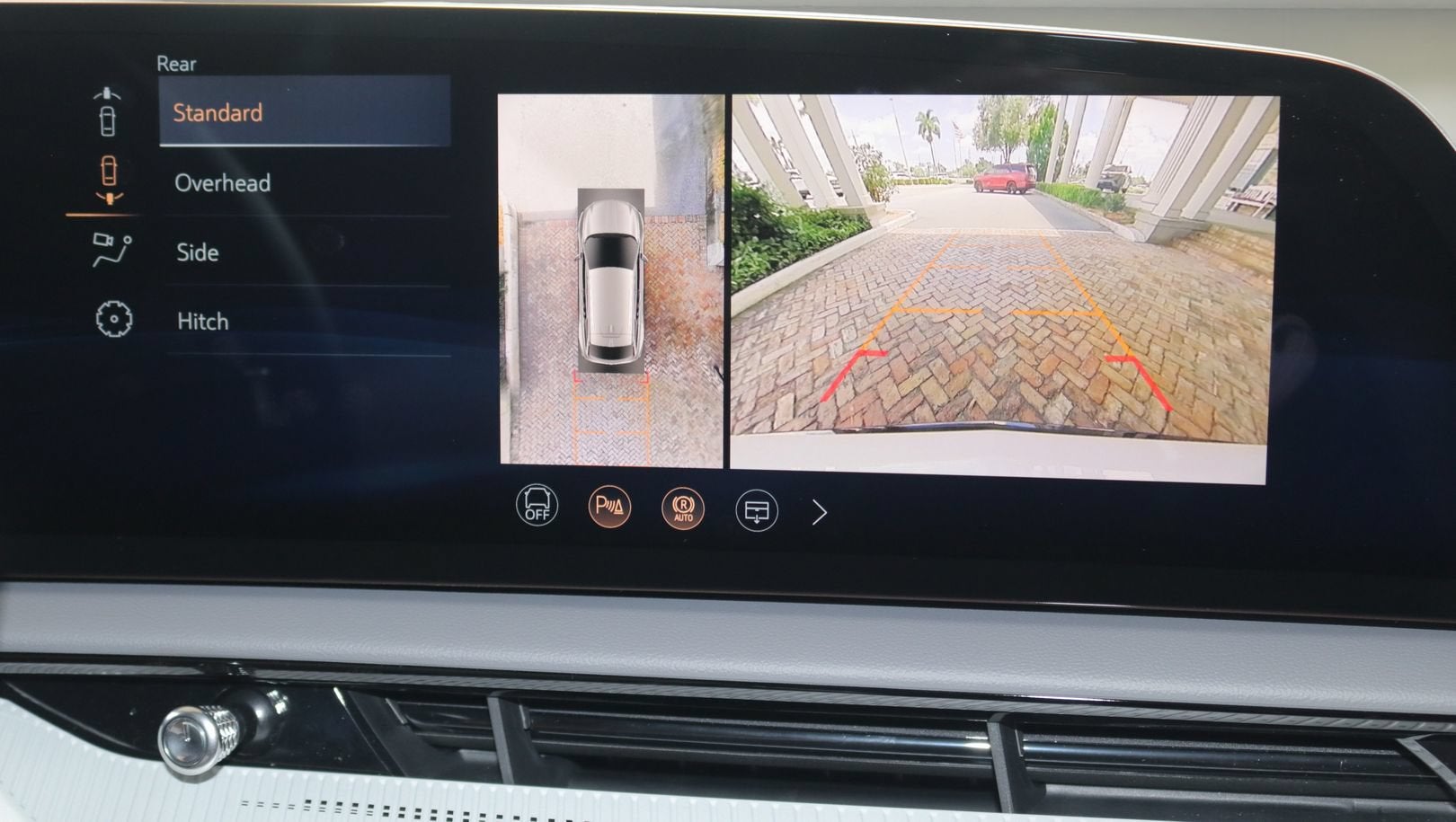 2027 Cadillac OPTIQ Premium Sport