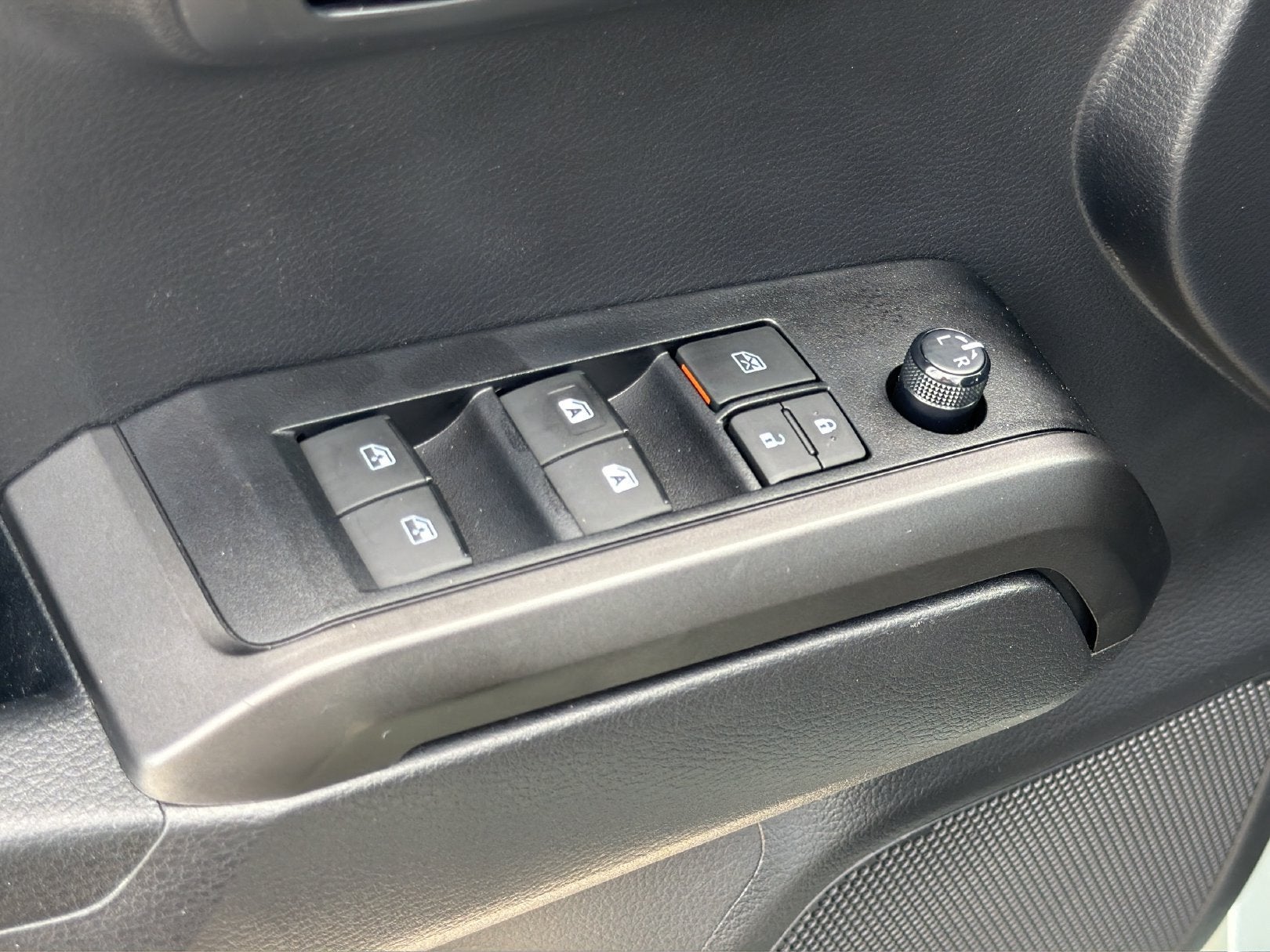2022 Toyota Tacoma 2WD SR5