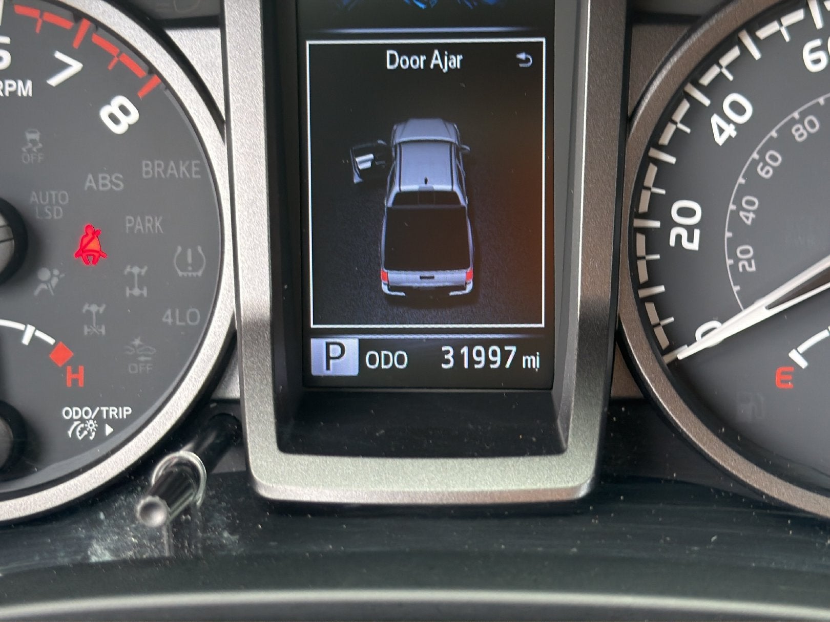 2022 Toyota Tacoma 2WD SR5