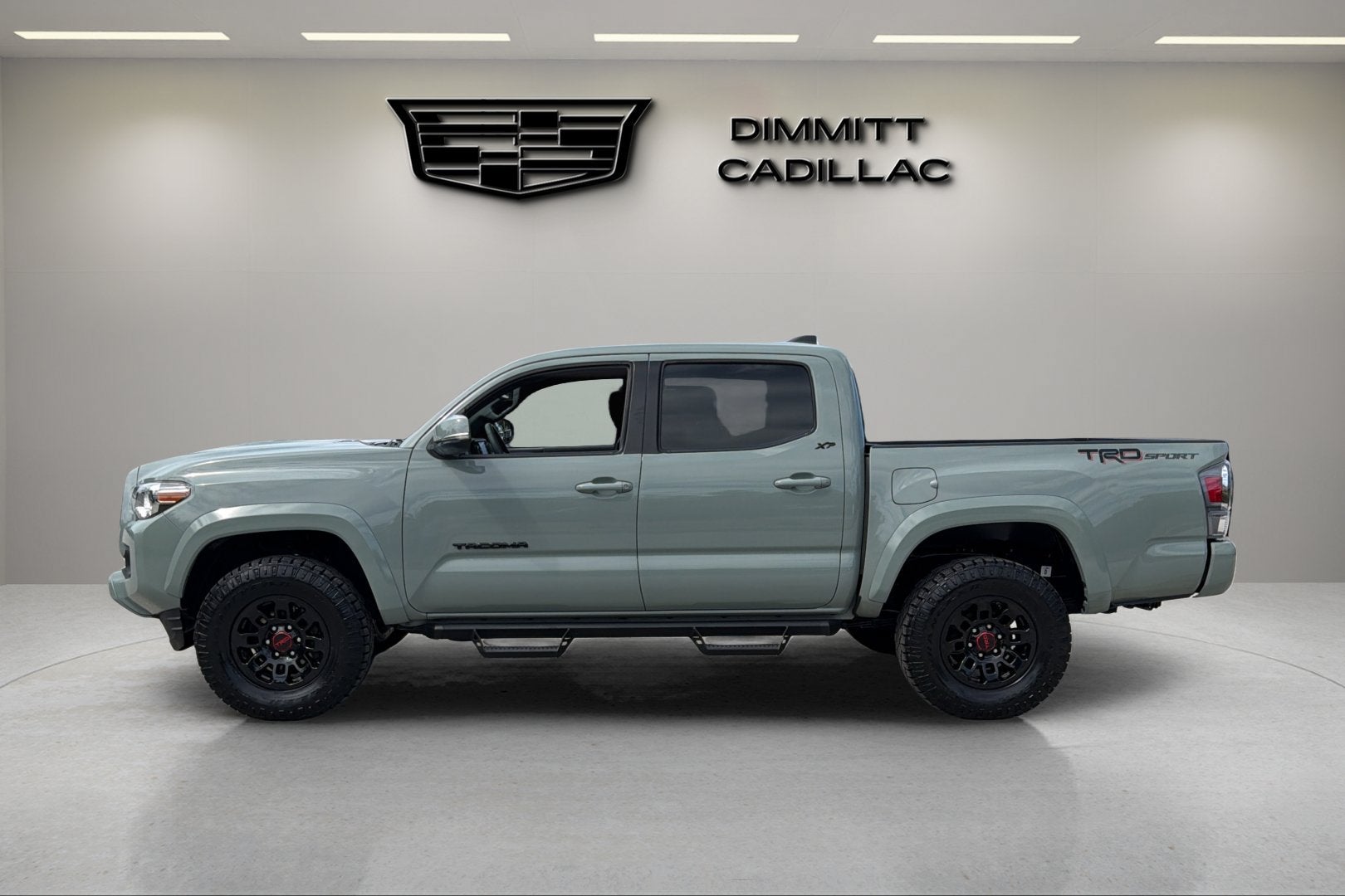 2022 Toyota Tacoma 2WD SR5