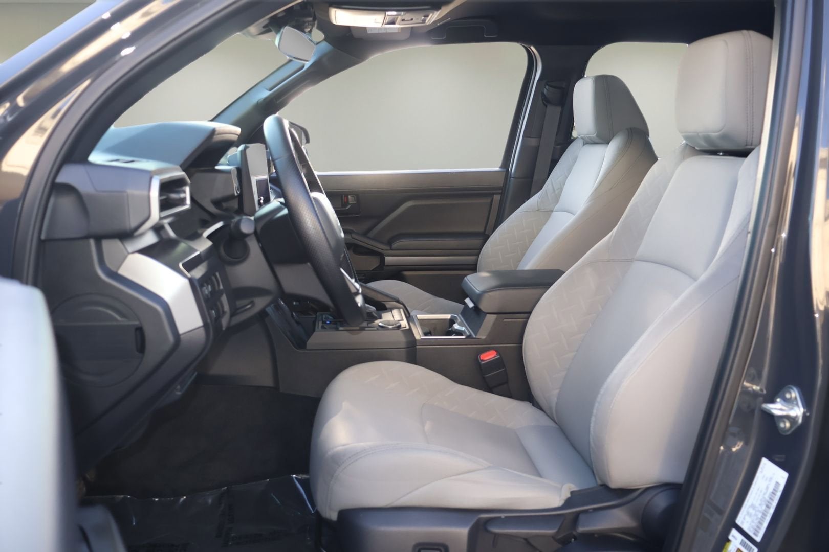 2025 Toyota Tacoma 2WD SR5