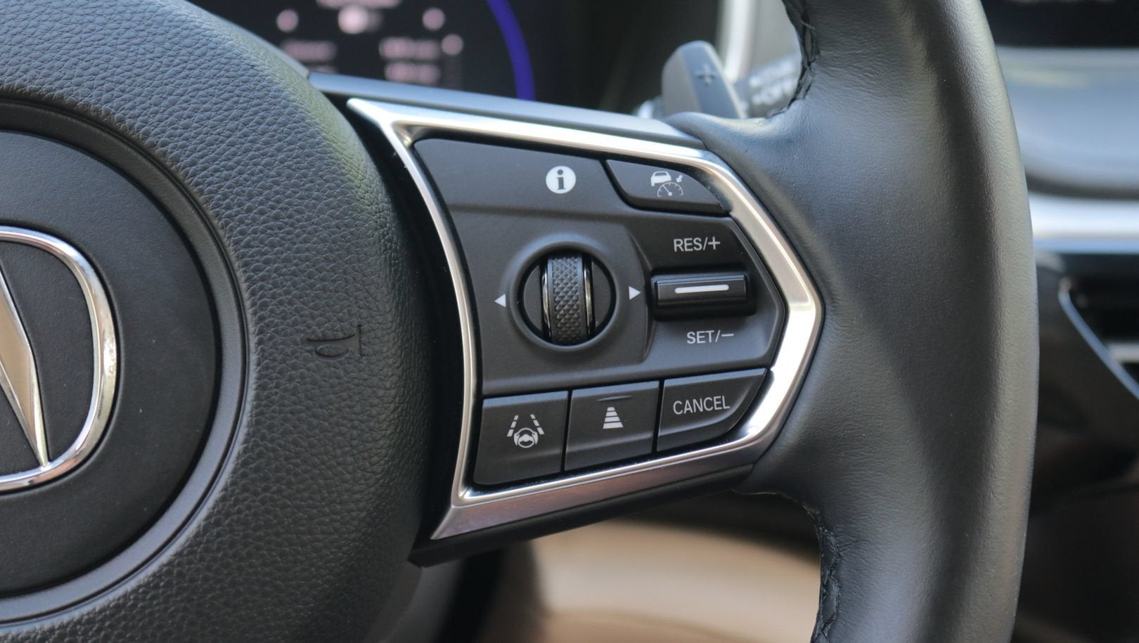 2022 Acura MDX w/Technology Package