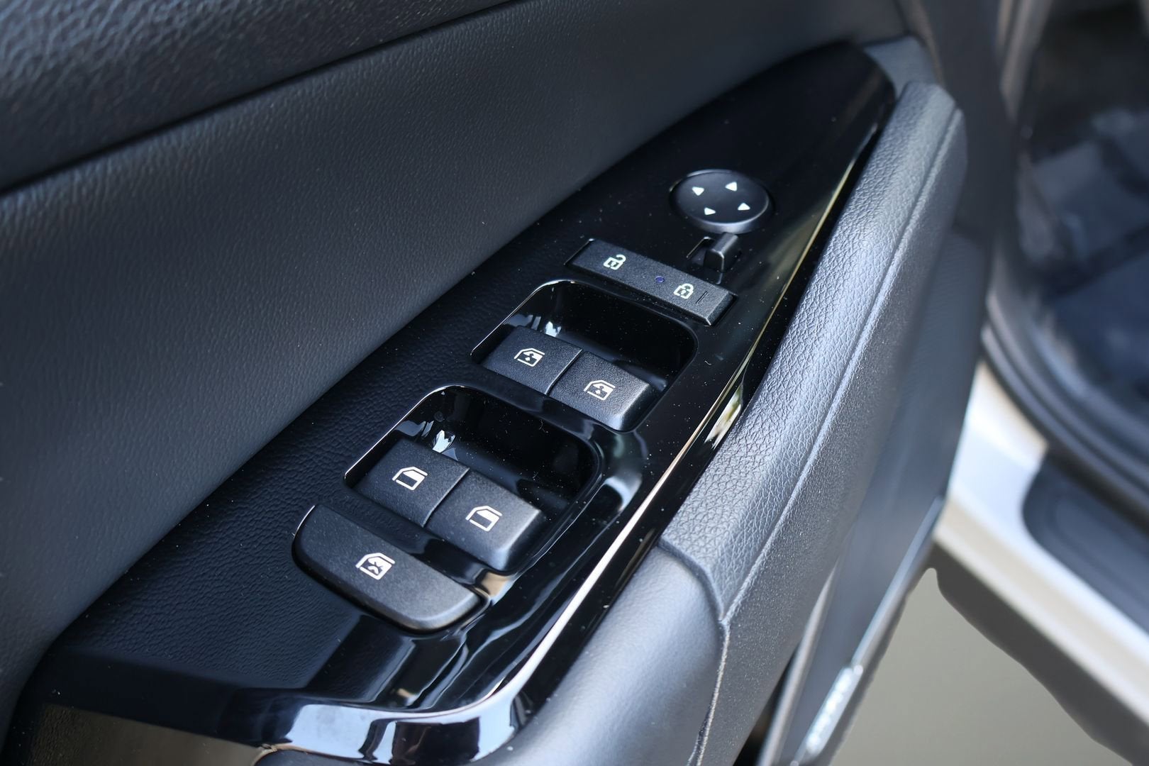 2024 Kia Sportage SX