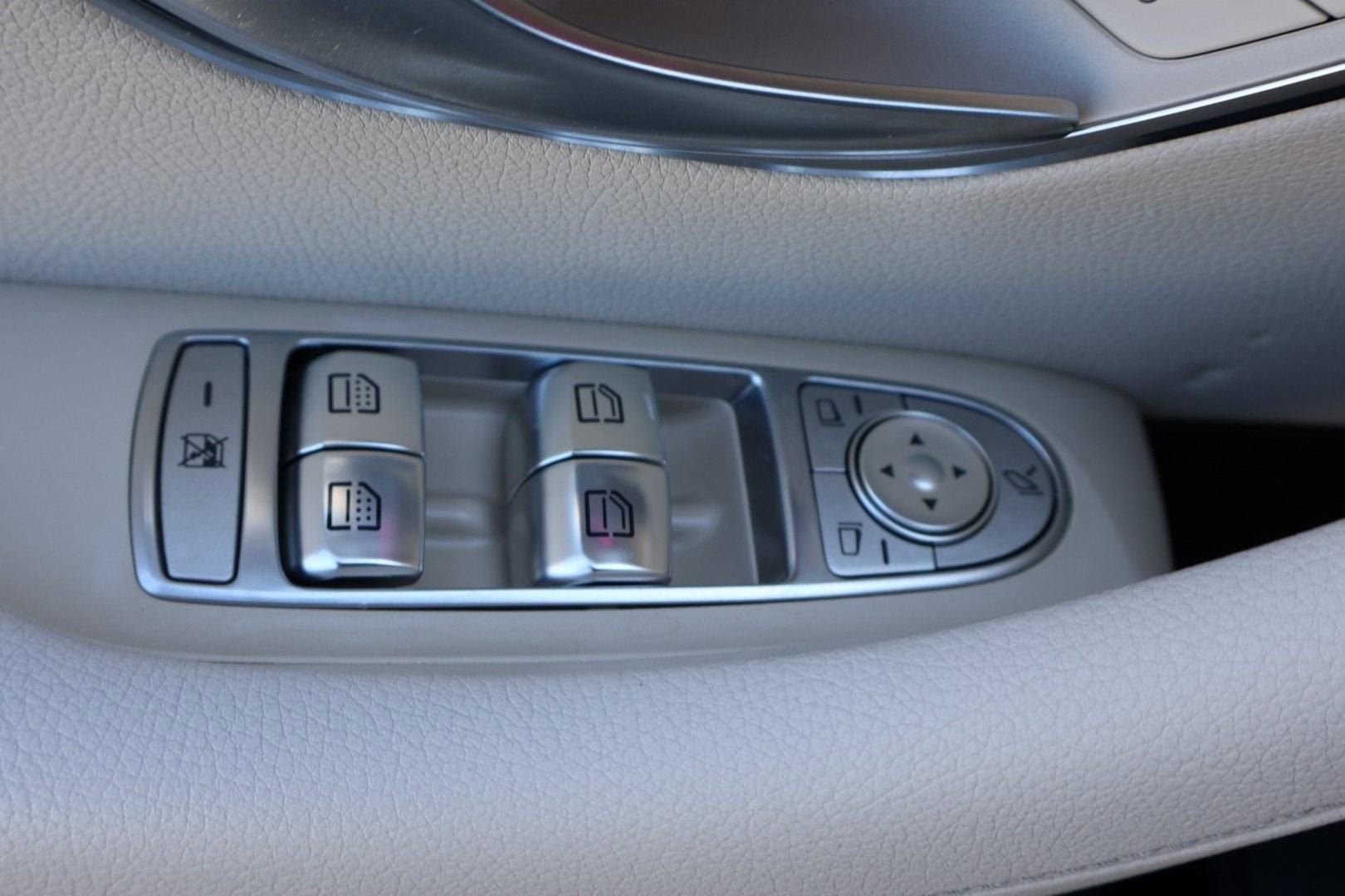 2018 Mercedes-Benz E-Class E 300