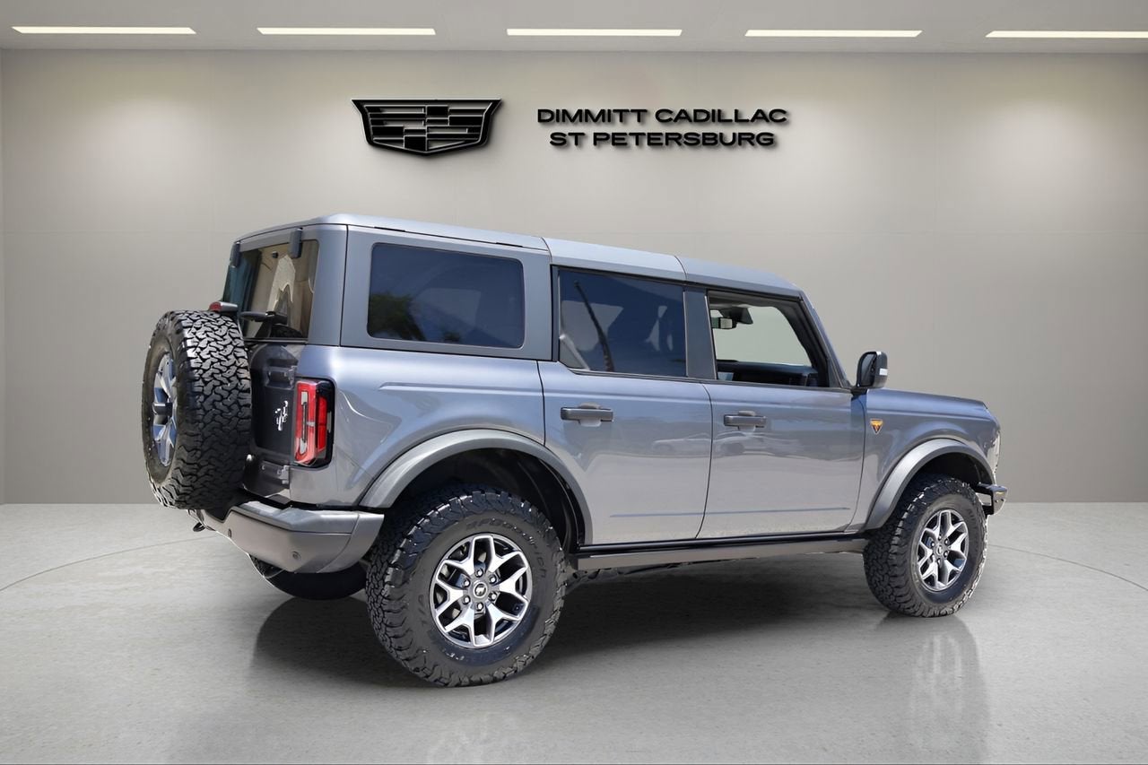 2022 Ford Bronco Base