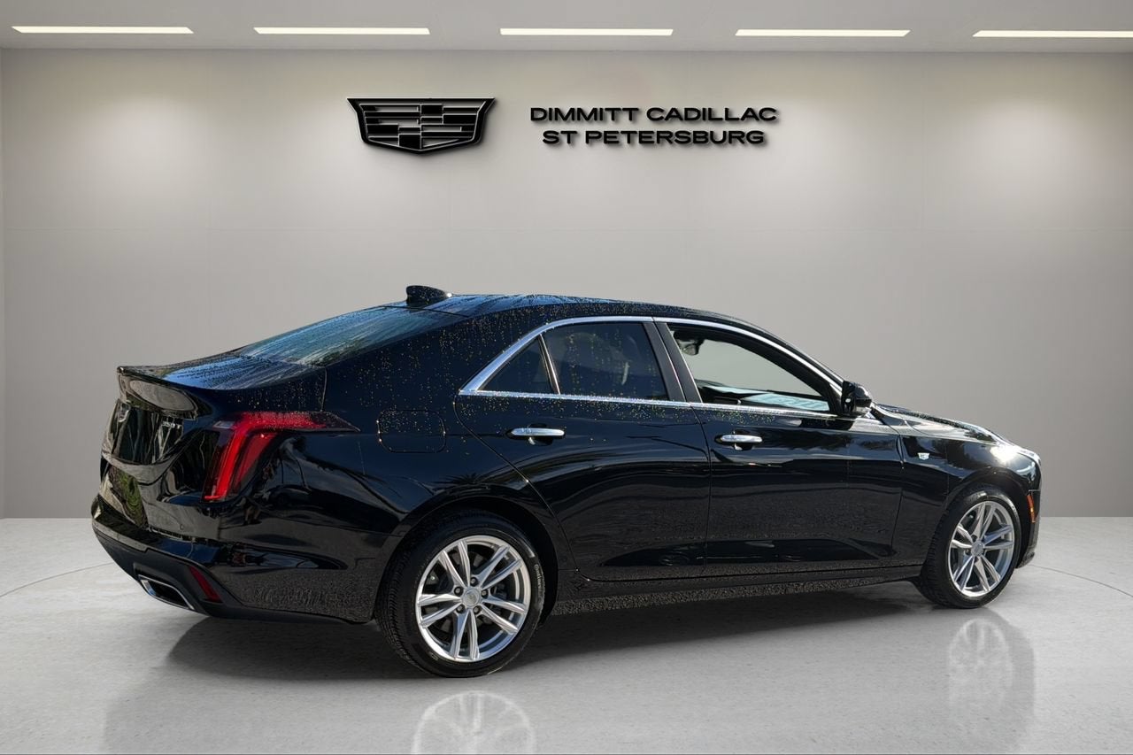 2024 Cadillac CT4 Luxury