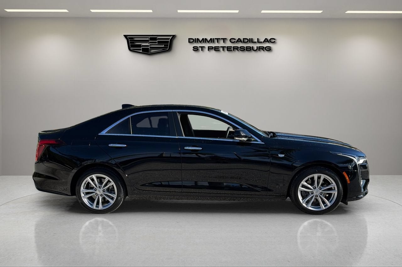 2024 Cadillac CT4 Luxury