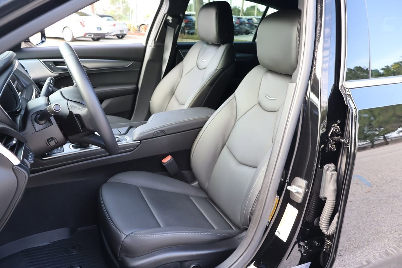 2023 Cadillac CT5 Premium Luxury