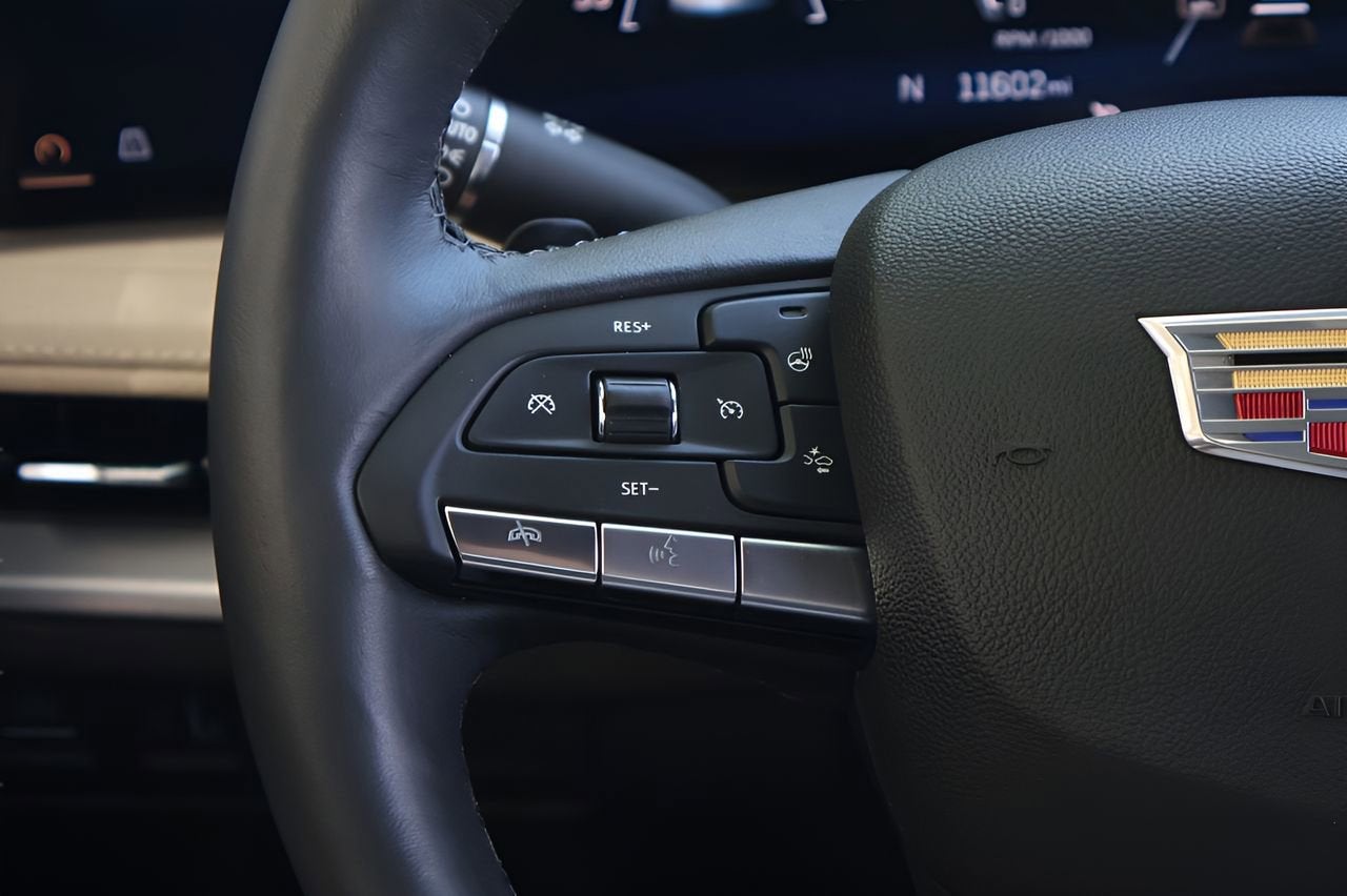 2024 Cadillac XT4 Premium Luxury