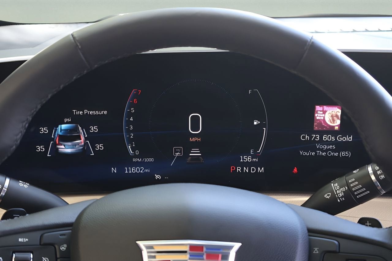 2024 Cadillac XT4 Premium Luxury