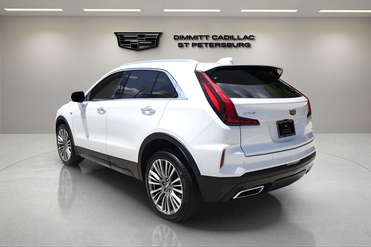 2024 Cadillac XT4 Premium Luxury