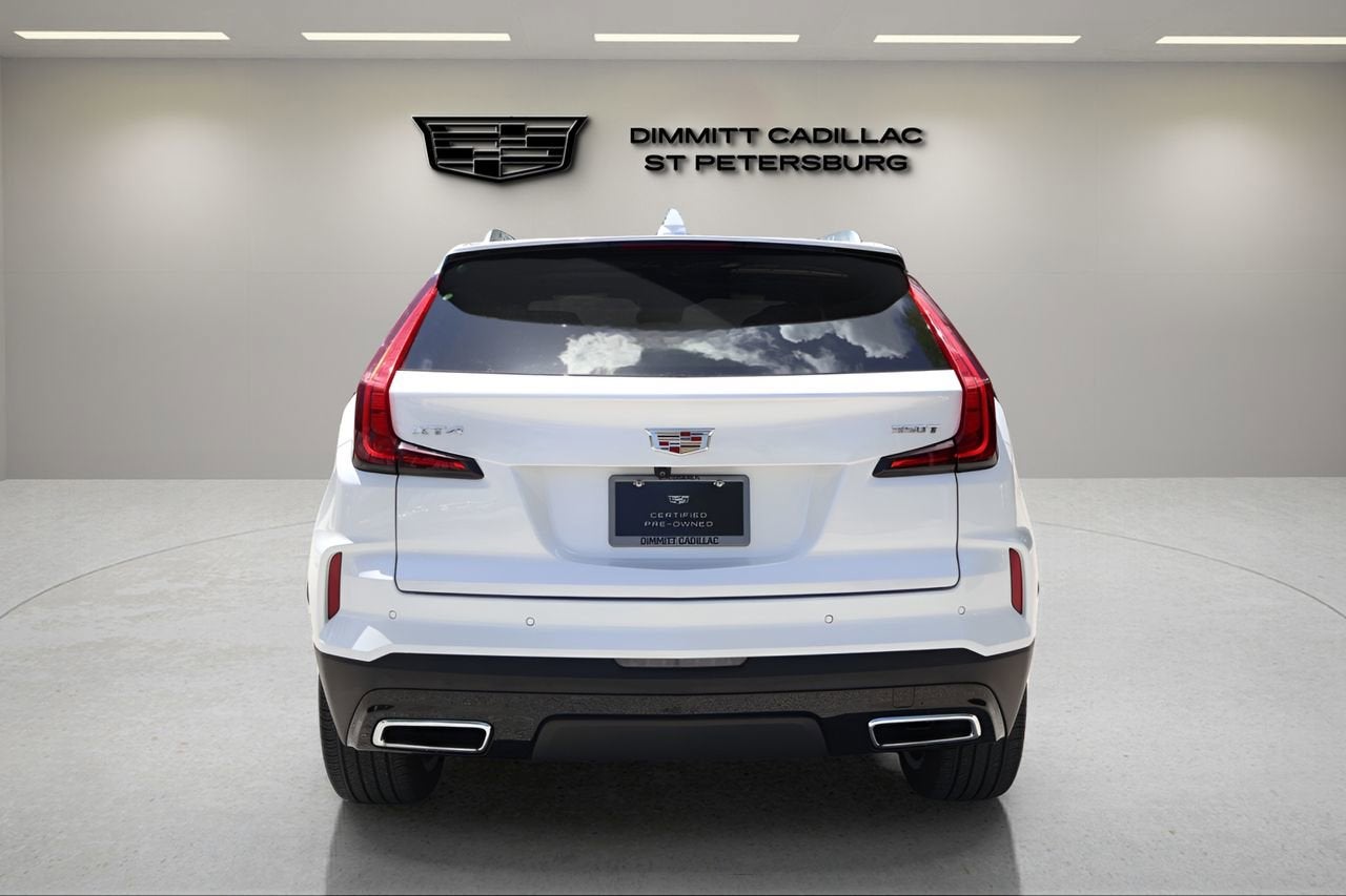 2024 Cadillac XT4 Premium Luxury